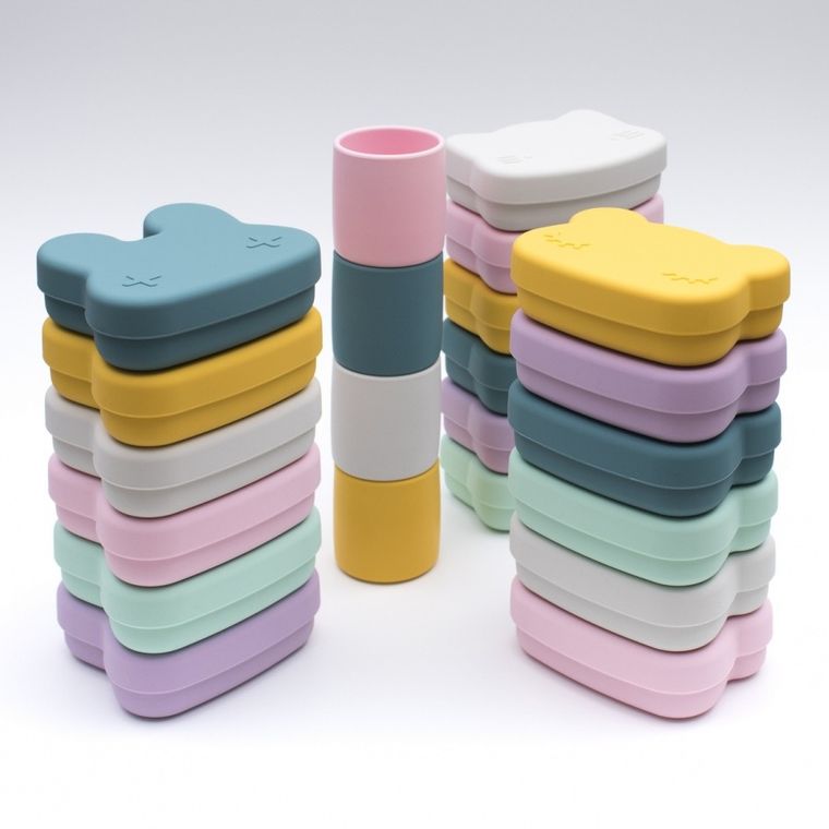 We Might Be Tiny, Króliczek, zamykany silikonowy pojemnik, ciemny szary