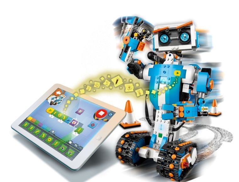 Zestaw promocyjny: LEGO BOOST, zestaw kreatywny, 17101 + GRATIS: LEGO Creator, Dron badawczy, 31071