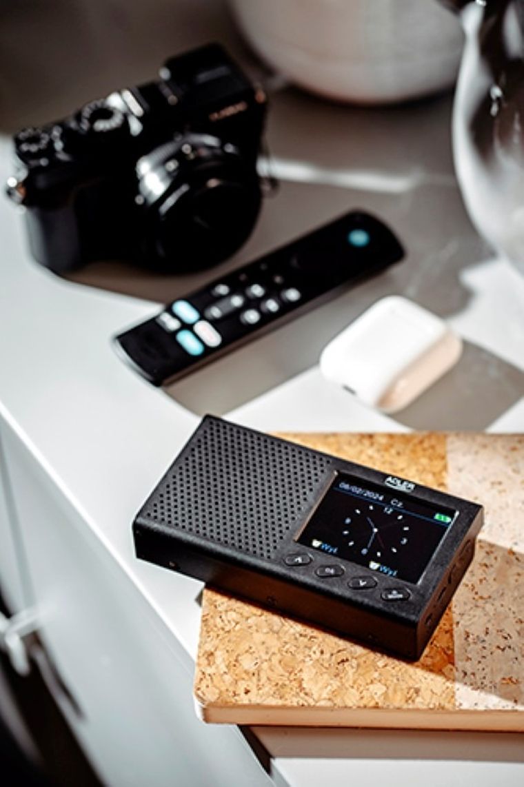 Adler, radio przenośne, LCD