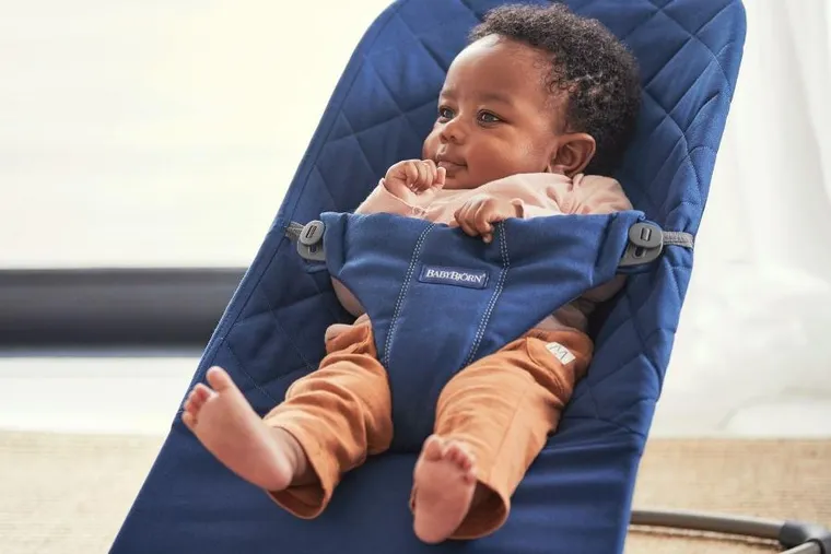 BabyBjörn, Bliss Woven, leżaczek, granatowy