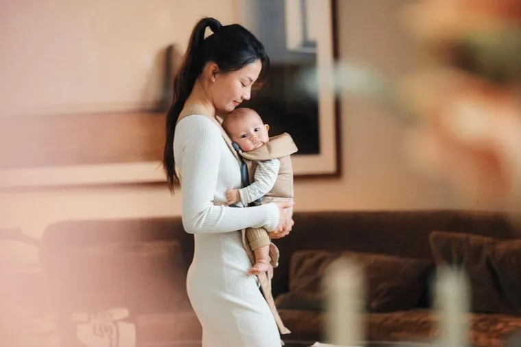 BabyBjörn, Mini Woven, nosidełko, Beige