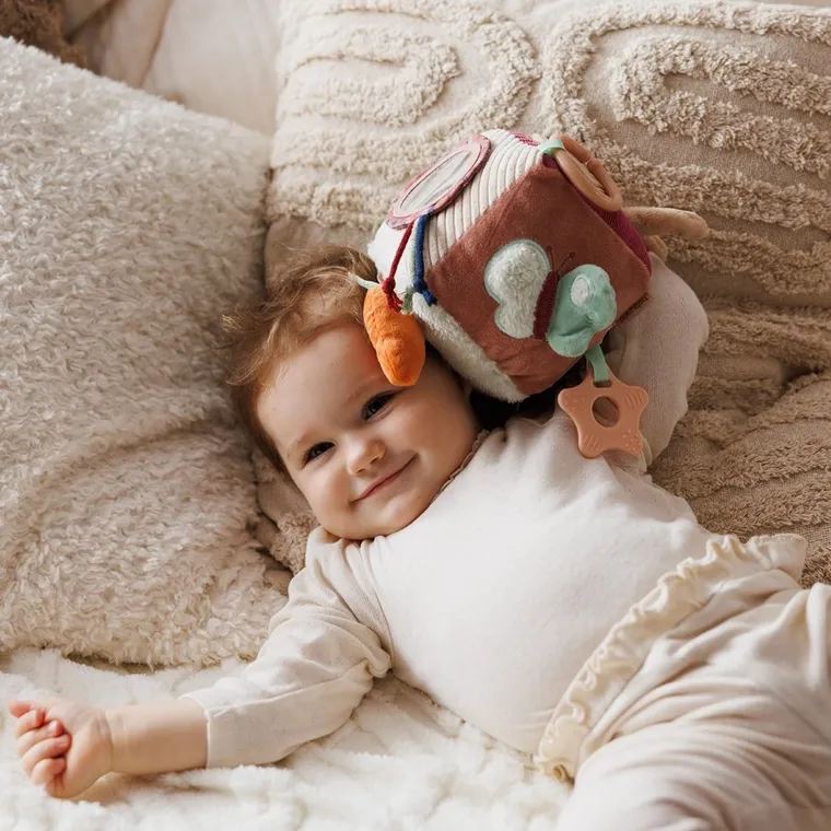 BabyOno, Rabbit Karo, kostka sensoryczna, miękka zawieszka