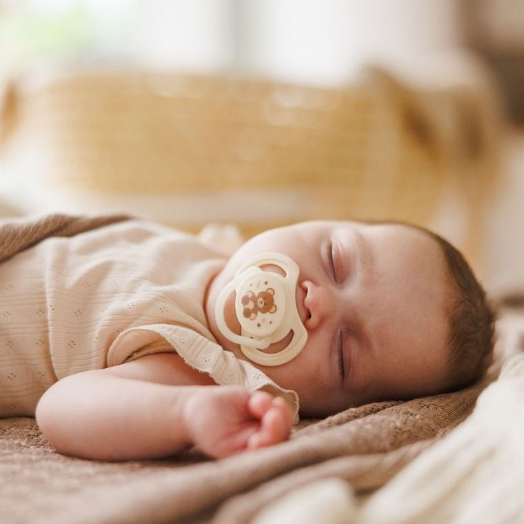 BabyOno, smoczki symetryczne, silikonowe, 0-6 m