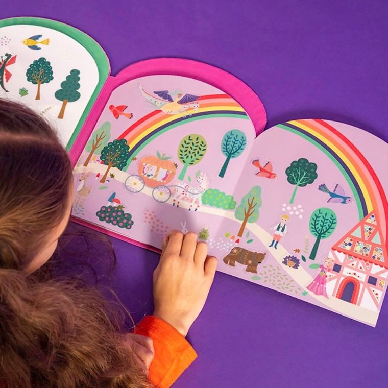 Bajkowy Świat. Zestaw naklejek wielokrotnego użytku