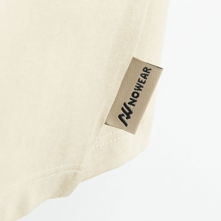 Beżowy t-shirt o kroju relaxed NOWEAR