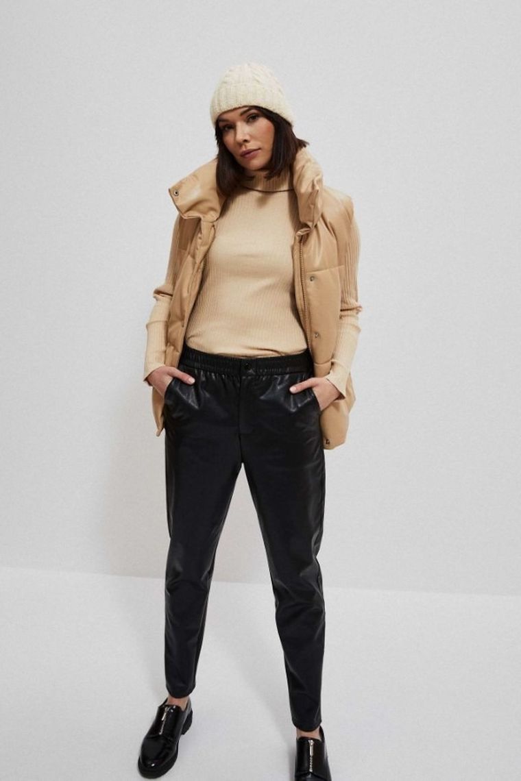 Bezrękawnik damski, beżowy, Moodo