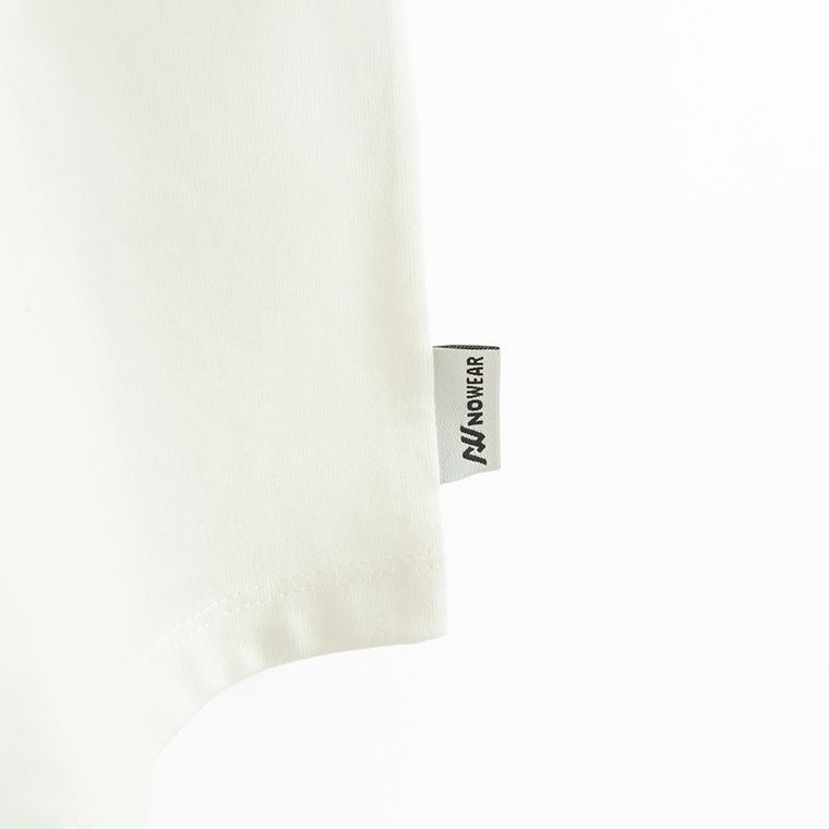 Biały t-shirt o kroju relaxed S.W.Smiley NOWEAR