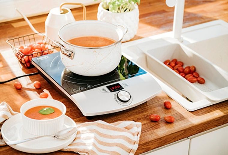 Camry, kuchenka indukcyjna