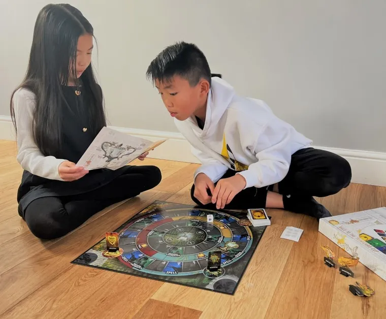 Cartamundi, Harry Potter, Wyścig do Pucharu Trójmagicznego, gra towarzyska