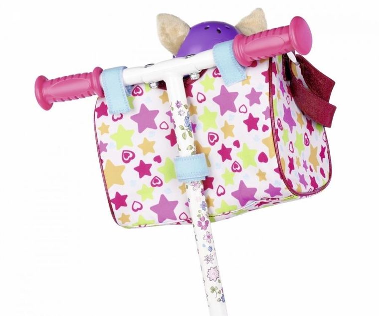 Chi Chi Love, Grand Tour, piesek w kasku, maskotka