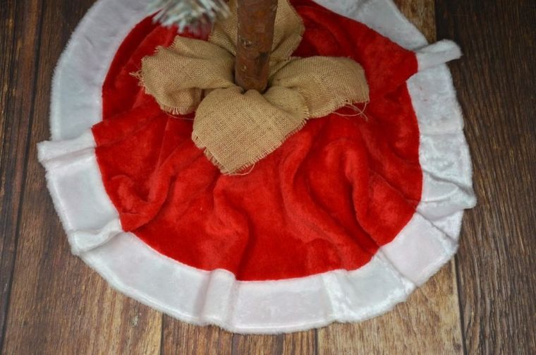 Christmas gifts, dywanik pod choinkę, 100 cm