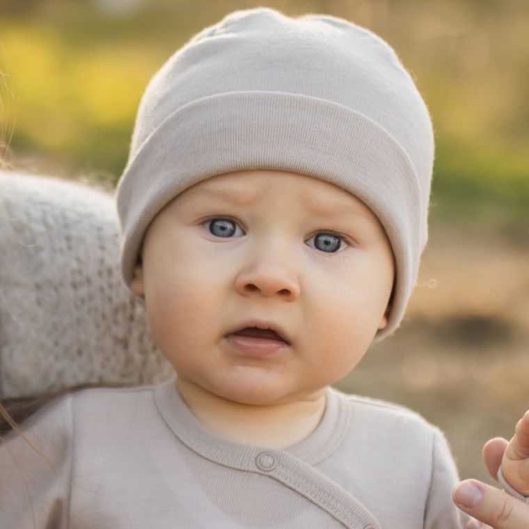 Czapka dziecięca, wełna merino, beżowa, Eevi