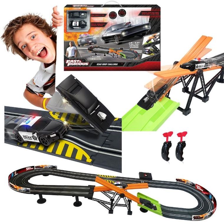 Dragon I, Szybcy i Wściekli, tor wyścigowy z pojazdami, 3,3m