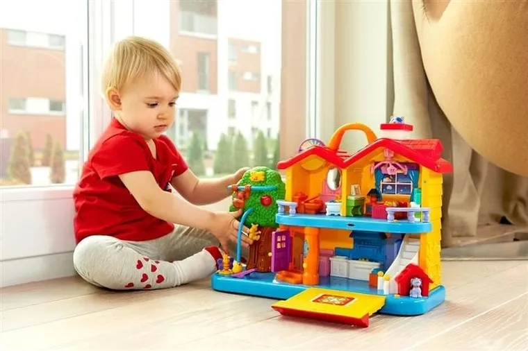 Dumel Discovery, Odkrywczy domek, zabawka interaktywna