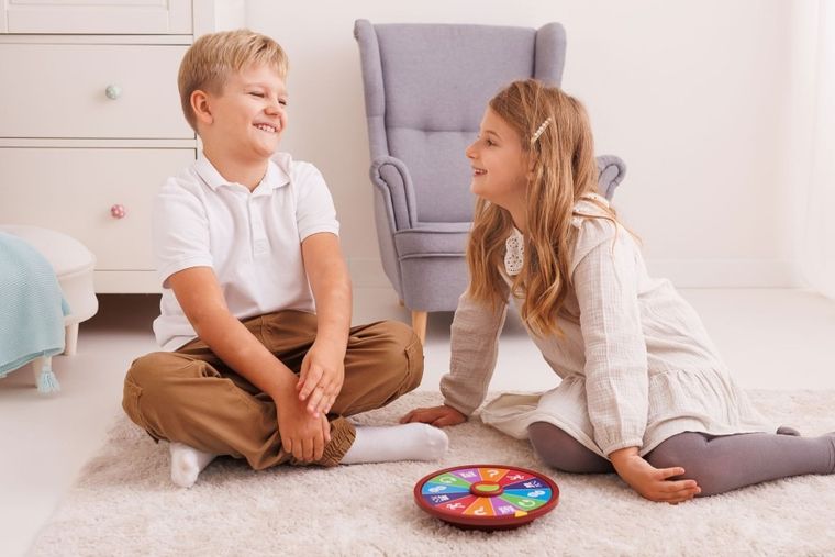 Dumel Discovery, Pojedynek na wyzwania, gra familijna