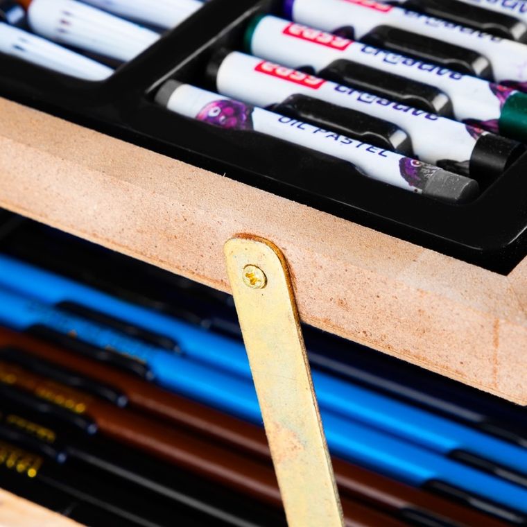 Easy, zestaw artystyczny w rozkładanej walizce, 168 elementów