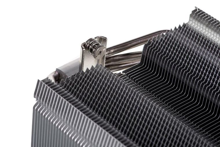 Endorfy, chłodzenie powietrzne, Fortis 5