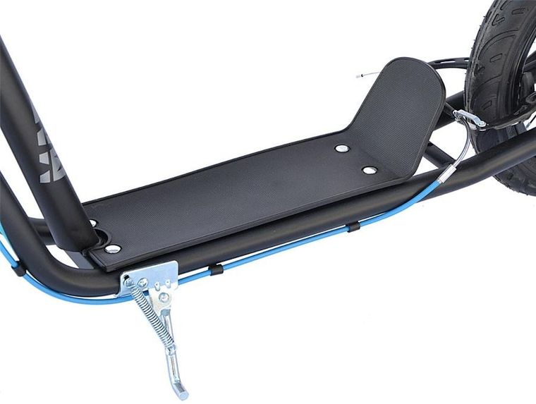 Enero, 12 Matrix, hulajnoga