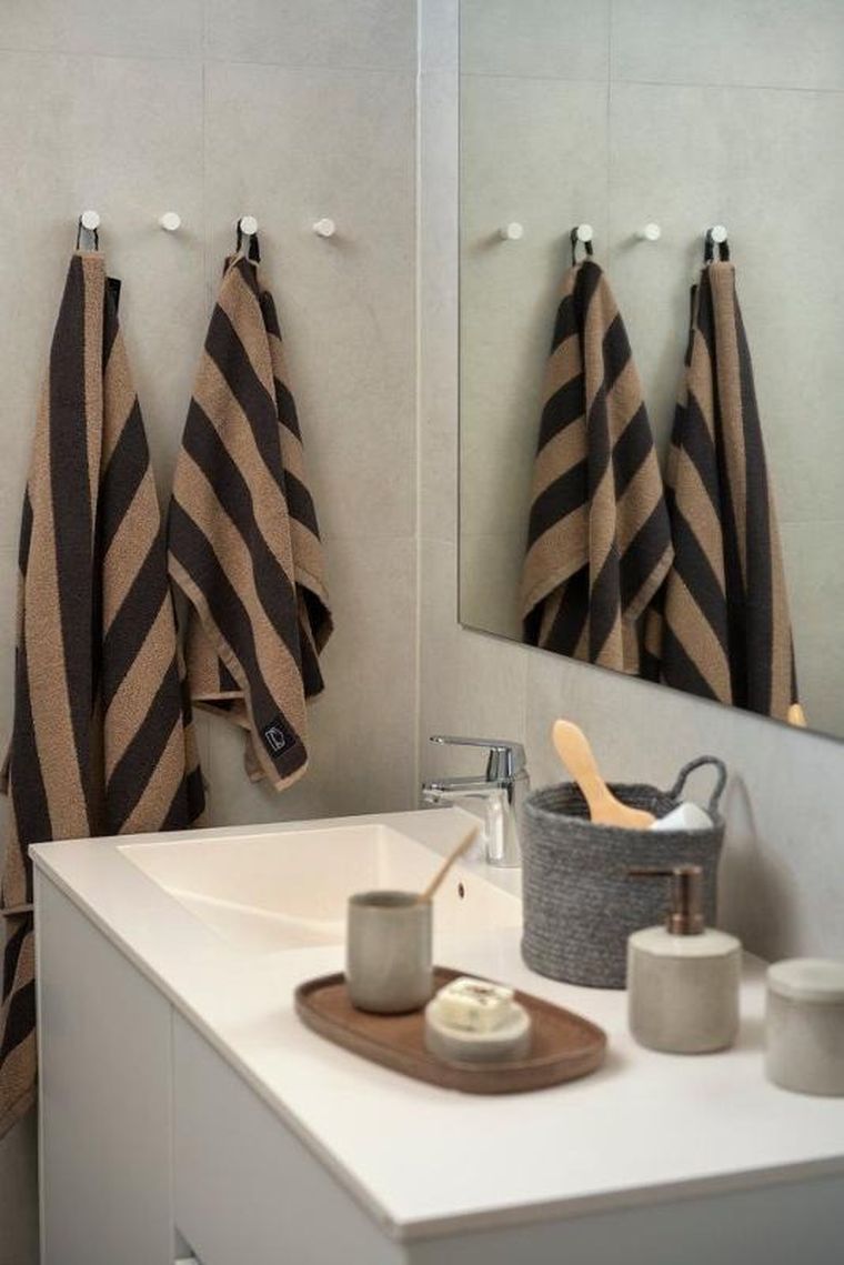 Fanni K, Hanko, ręcznik kąpielowy w paski, 70-140 cm