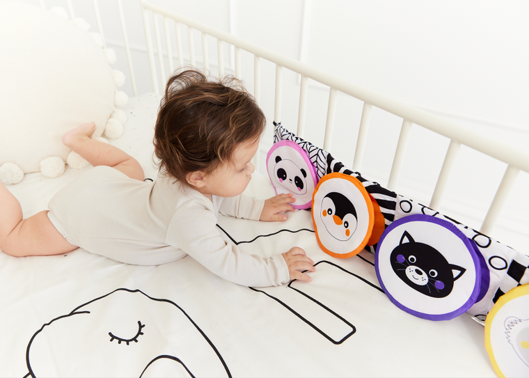 Gagagu, Szelest, książeczka sensoryczna