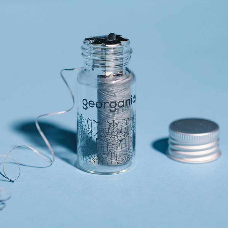 Georganics, Naturalna Nić Dentystyczna z Węglem, 30 m