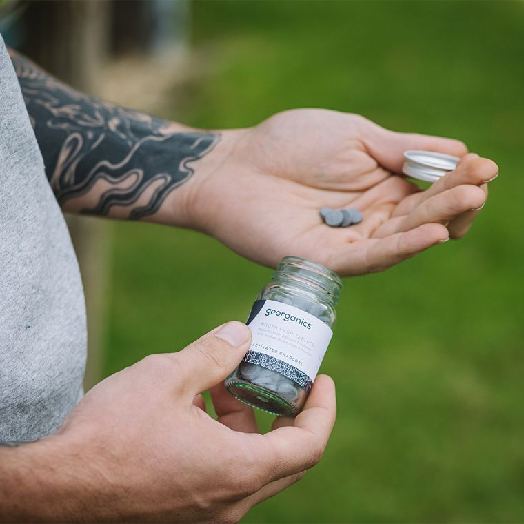 Georganics, naturalne tabletki do płukania jamy ustnej, Activated Charcoal, 180 tabletek