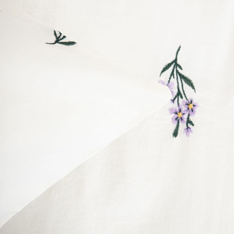 Homla, Floral Dream, pościel, z pranej bawełny z haftem w kwiatki, 200-220 cm