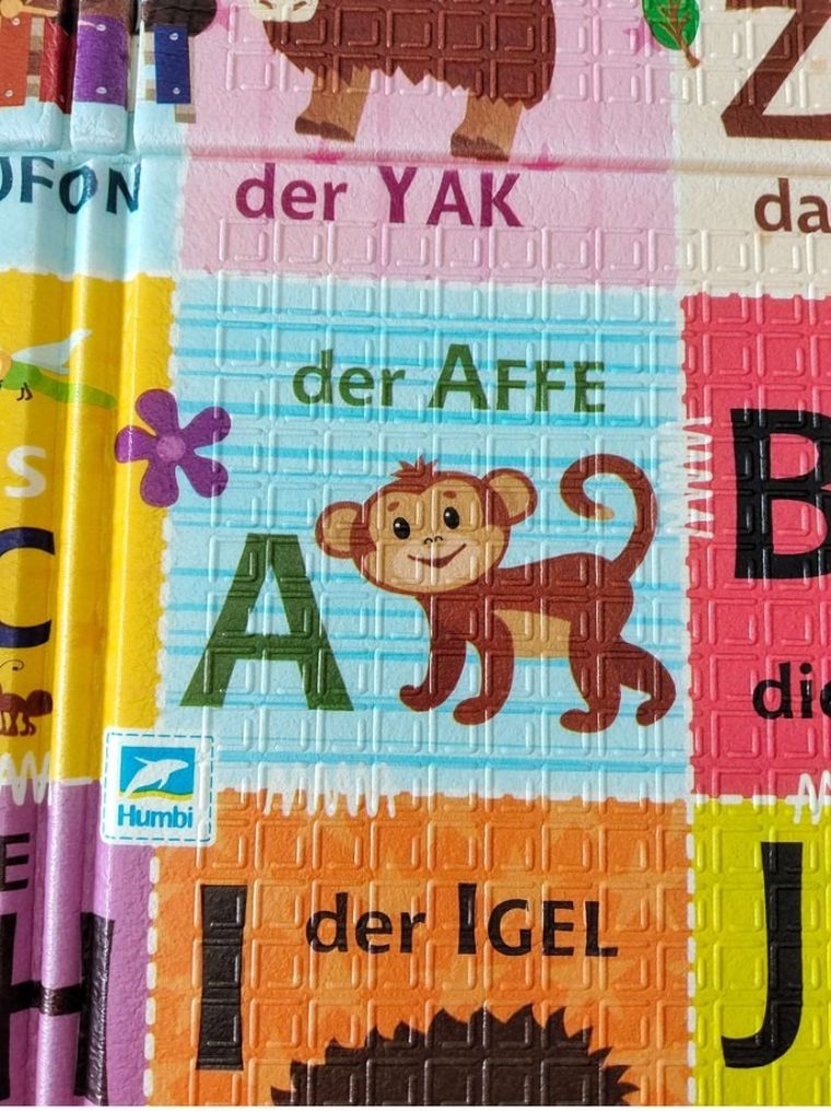 Humbi, dwustronna mata edukacyjna z pianki XPE, alfabet niemiecki i wieś, 180-200 cm