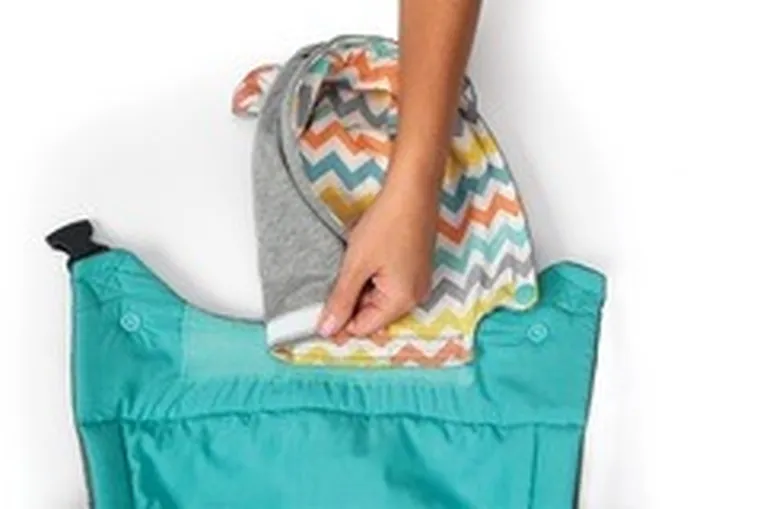 Infantino, nosidełko ergonomiczne z kapturkiem