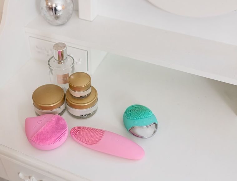 InnoGIO, Gioperfect shine, wielofunkcyjne urządzenie do masażu twarzy i pielęgnacji skóry