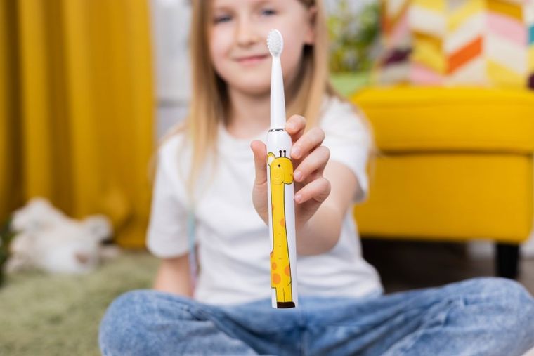 InnoGIO, GIOsonic, Giraffe, soniczna szczoteczka do zębów dla dzieci, żółta