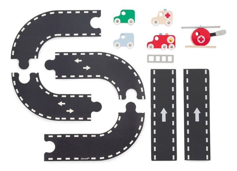 Janod, drewniana remiza strażacka, zestaw z akcesoriami