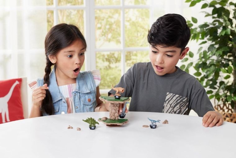 Jurassic World, Island Quake, gra zręcznościowa