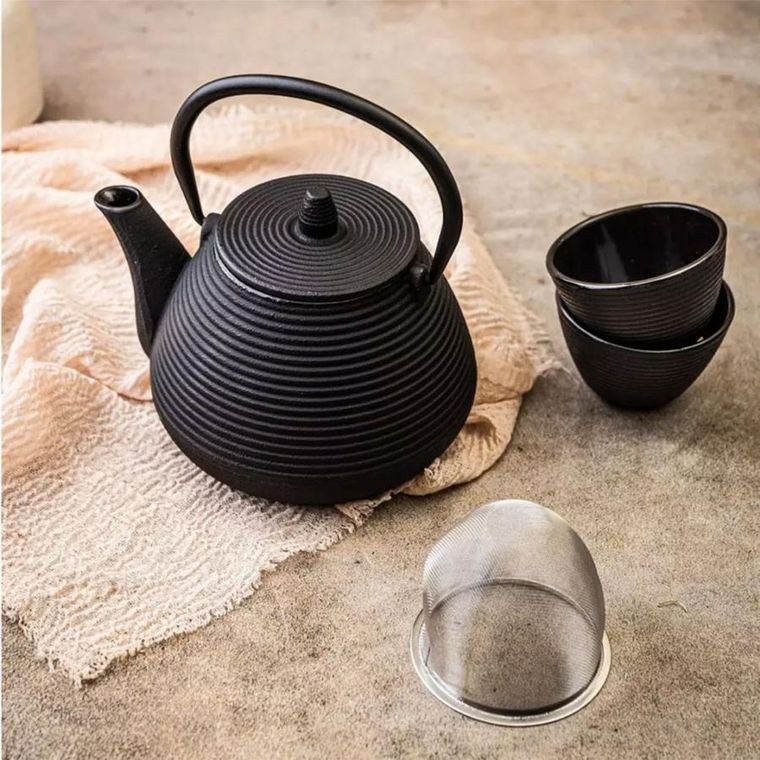 Kinghoff, zaparzacz żeliwny dzbanek z filtrem i filiżankami, 1l