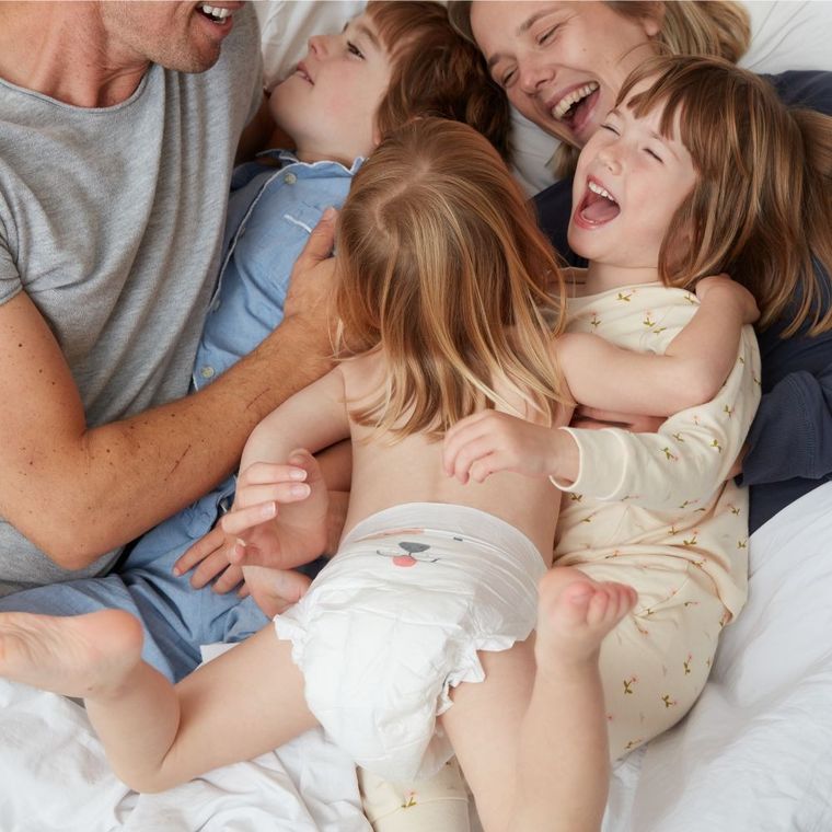 Kit and Kin, pieluszki jednorazowe, rozmiar 6, 15 kg+, pies i pingwin, 24 szt.