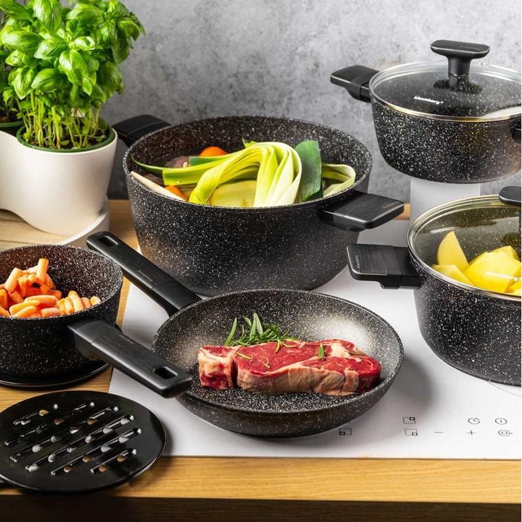 Klausberg, zestaw garnków marmurkowych, 12 elementów