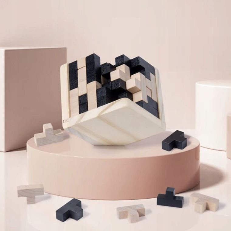 Kruzzel, drewniana łamigłówka