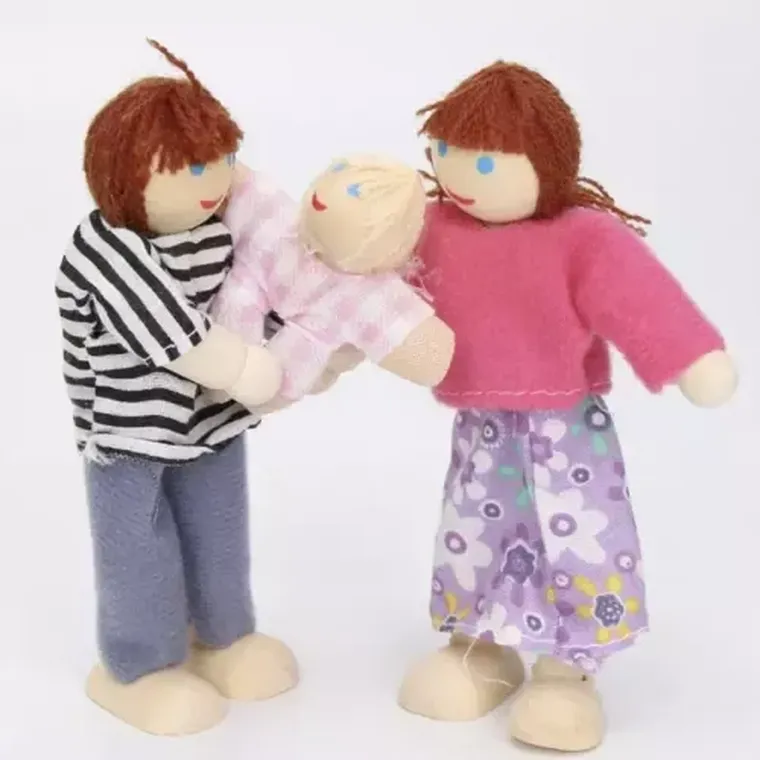 Kruzzel, Rodzina, miniaturowe lalki drewniane, 7 szt.