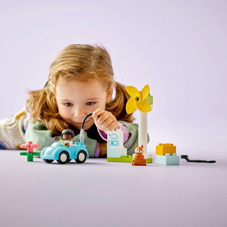 LEGO DUPLO, Town Turbina wiatrowa i samochód elektryczny, 10985