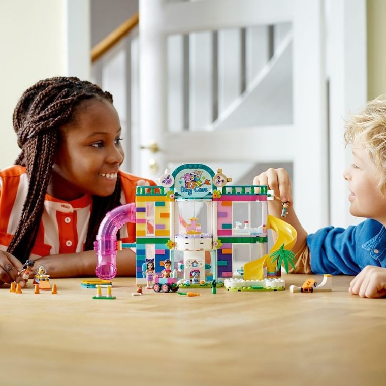 LEGO Friends, Hotel dla zwierzątek, 41718