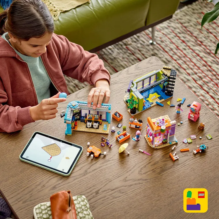 LEGO Friends, Sklep z grami i komiksami, 42674