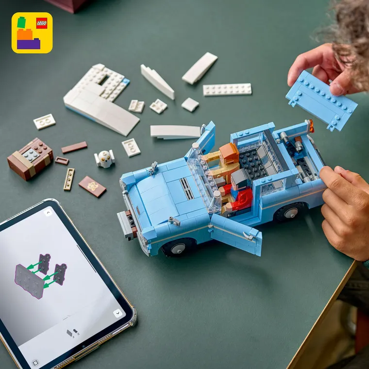 LEGO Harry Potter, Zaczarowany latający Ford Anglia, 76470