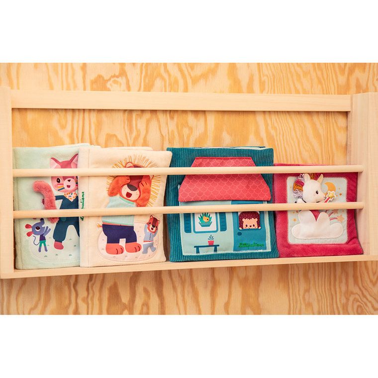 Lilliputiens, Jednorożec Lena, Strażniczka snów, książeczka aktywizująca z mini przytulanką, 18m+