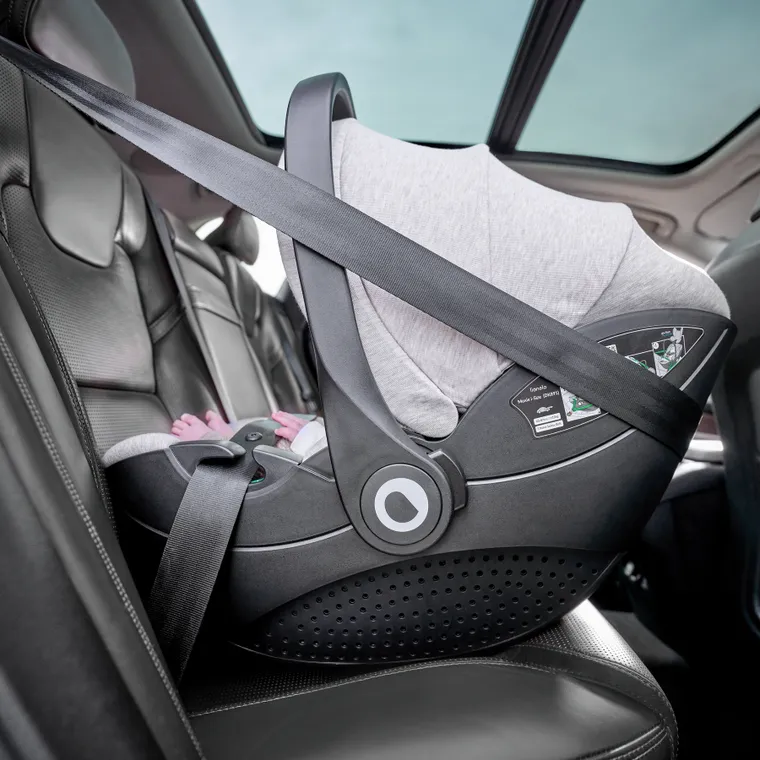 Lionelo, Moxie, fotelik samochodowy z bazą, i-Size, Pink Mauve, 40-87 cm