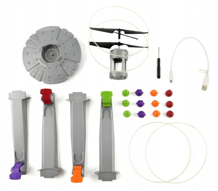 Lucrum Games, Ufodron, zręcznościowa gra familijna z latającym dronem