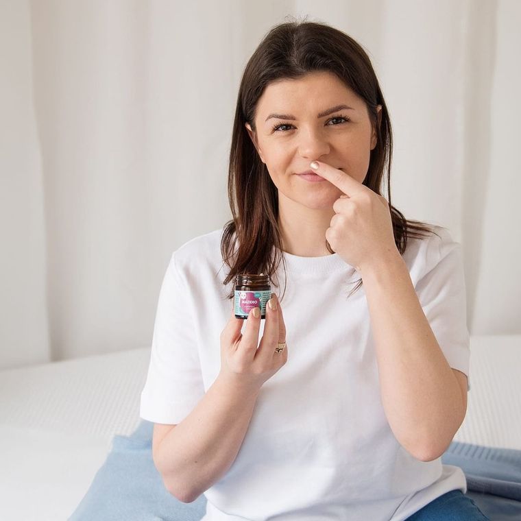 LullaLove, ziołowe mazidło wspierające z tymiankiem, paczulą i eukaliptusem, 30 ml