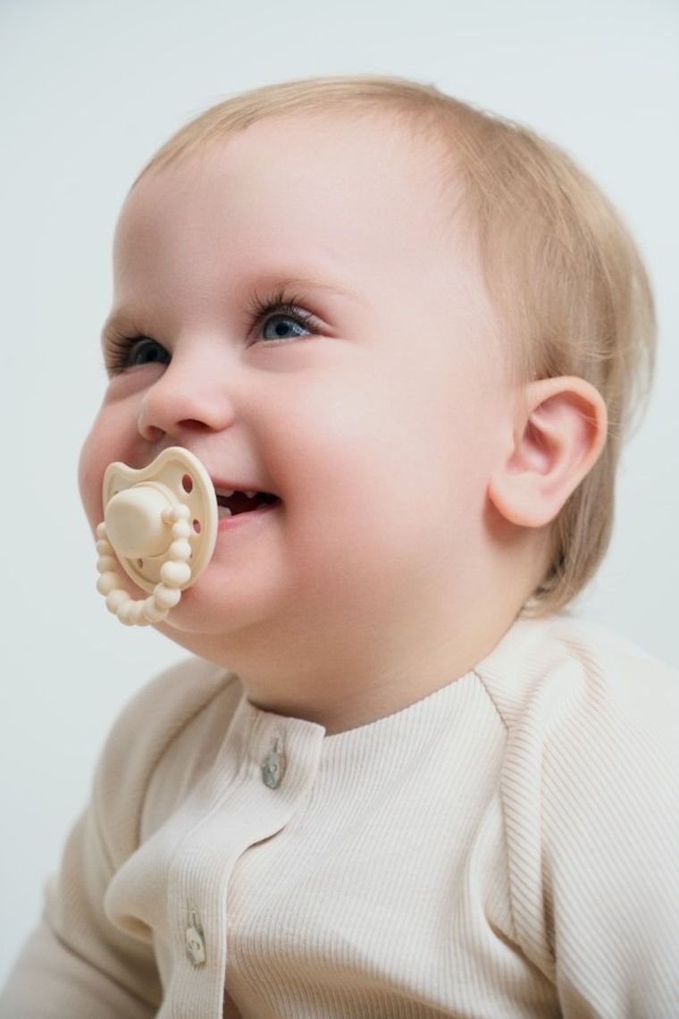 LUU Kids, smoczek pozycjonujący, American Cream, 6m+