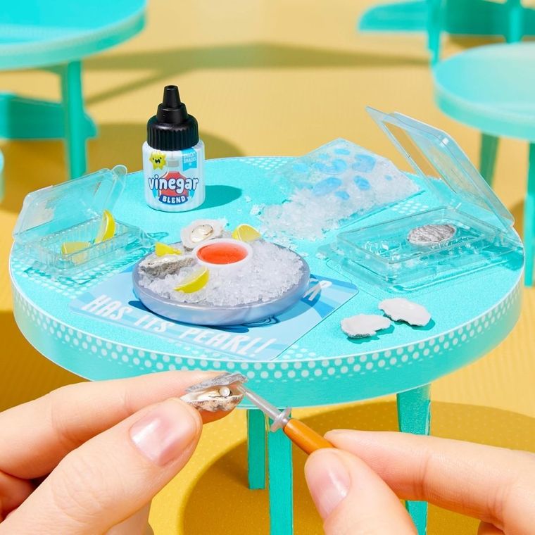 MGA's Miniverse, Make It Mini, Foods: Cafe, kula niespodzianka, mini jedzenie