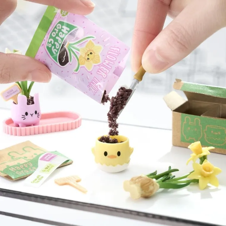 MGA's Miniverse, Make It Mini, Spring, kula niespodzianka