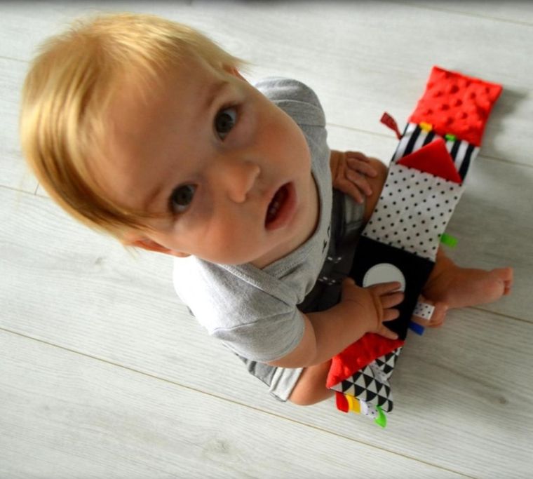 Mom's Care, mała książeczka, kontrastowa zabawka sensoryczna, niebieska